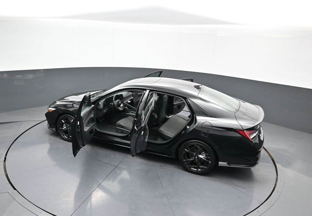 Used 2025 Hyundai Elantra N Line image 43