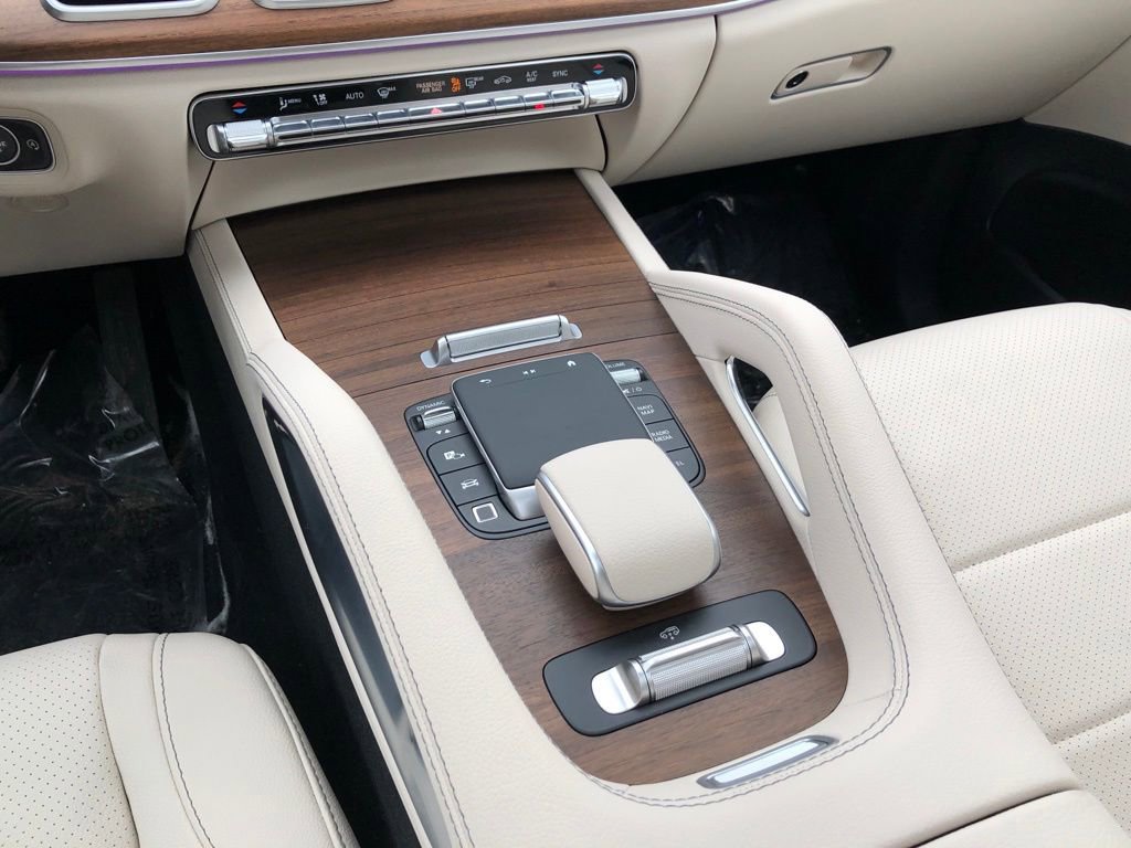 New 2026 Mercedes-Benz GLS 450 4MATIC image 32