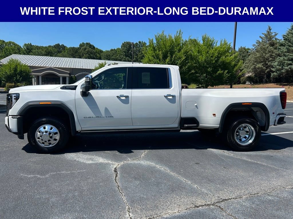 Used 2024 GMC Sierra 3500 Denali Ultimate AWD/4WD image 12