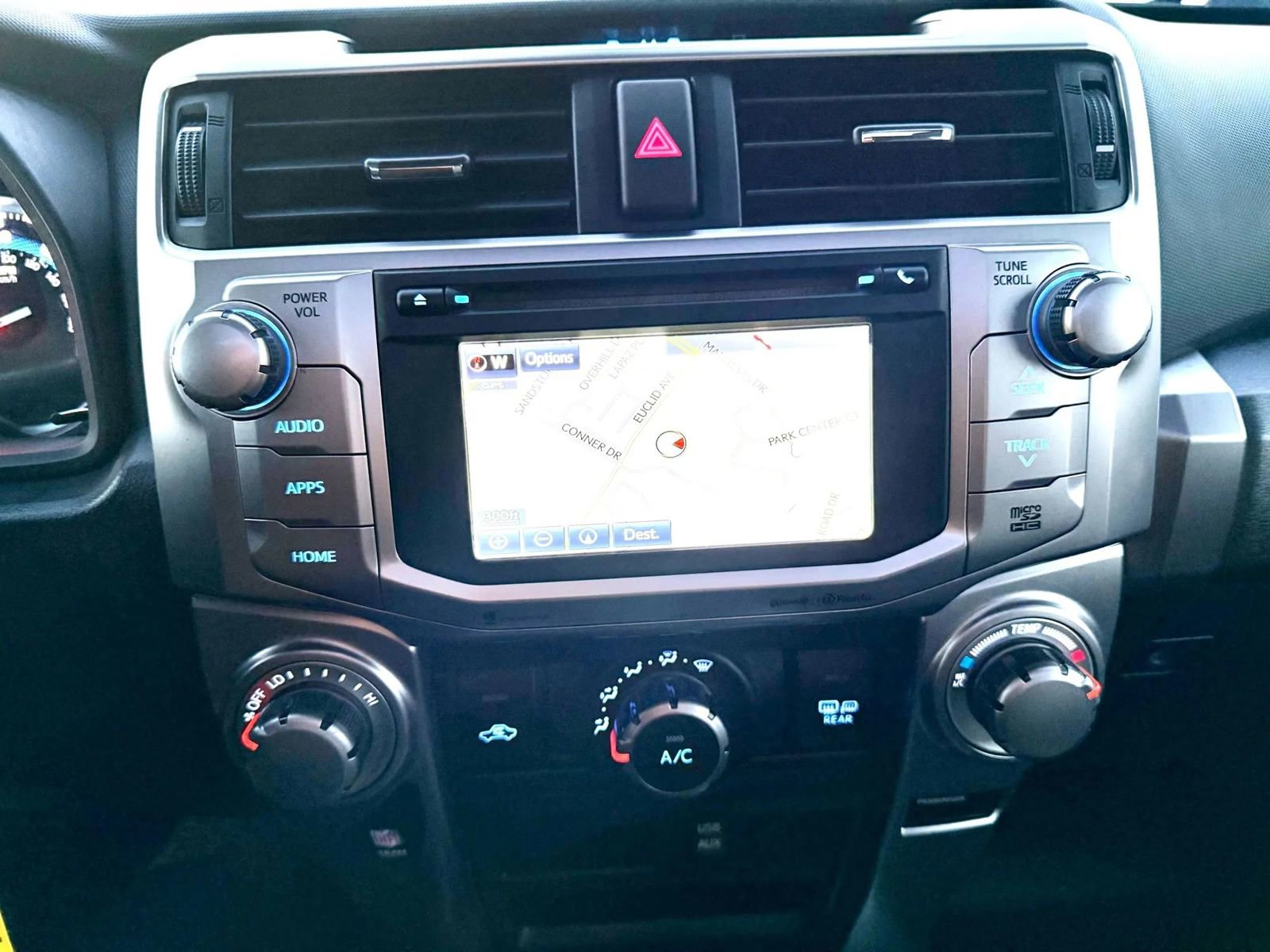 Used 2017 Toyota 4Runner Limited image 10