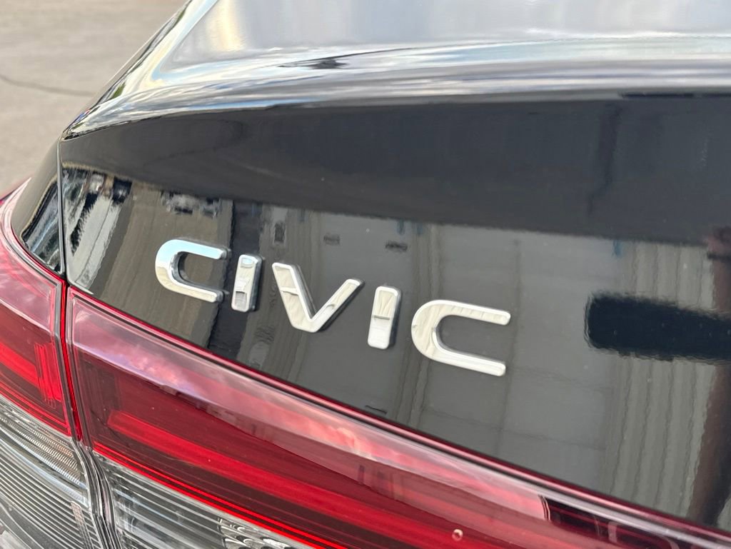 Used 2025 Honda Civic Sport Touring image 11