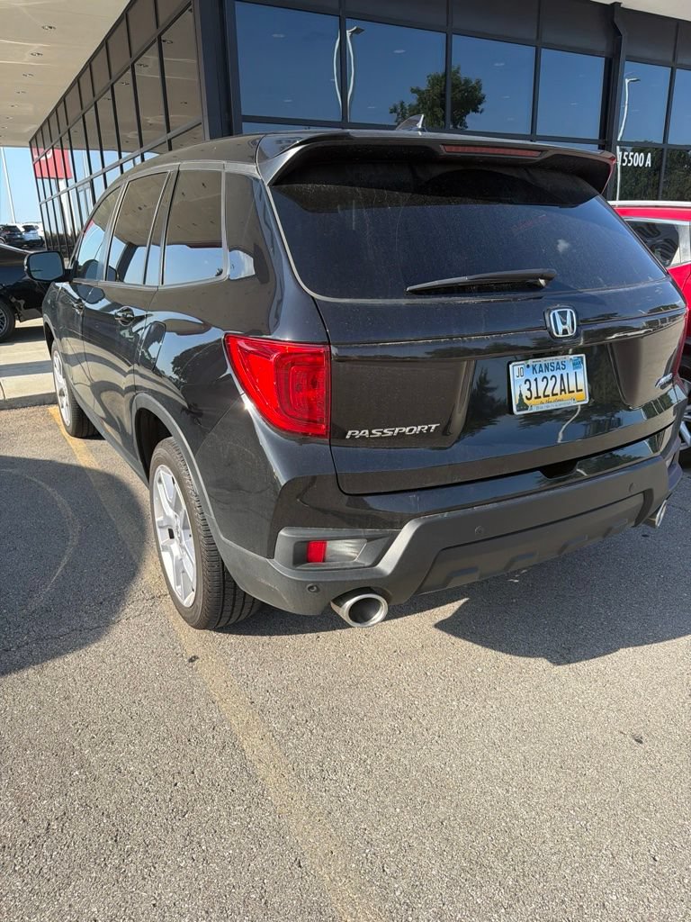 Used 2025 Honda Passport EX-L image 7