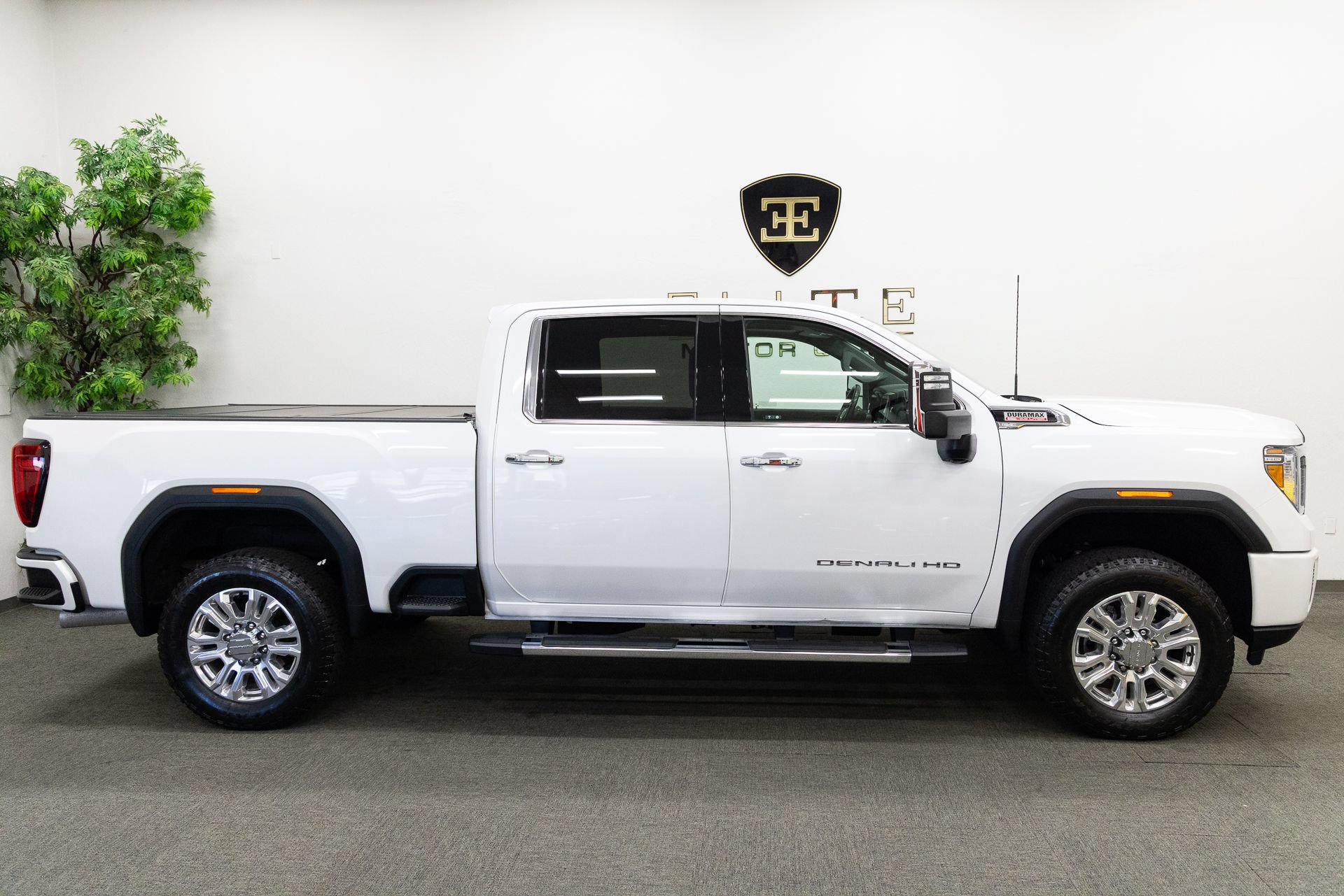 Used 2021 GMC Sierra 2500 Denali w/ Denali Ultimate Package AWD/4WD image 10