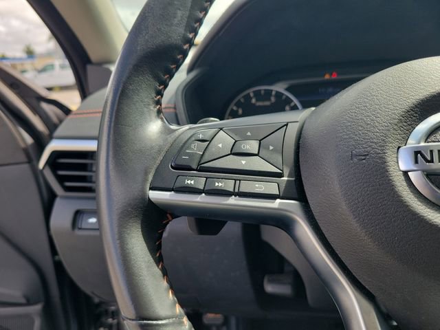 Used 2022 Nissan Altima 2.5 SR w/ Midnight Edition Package image 18