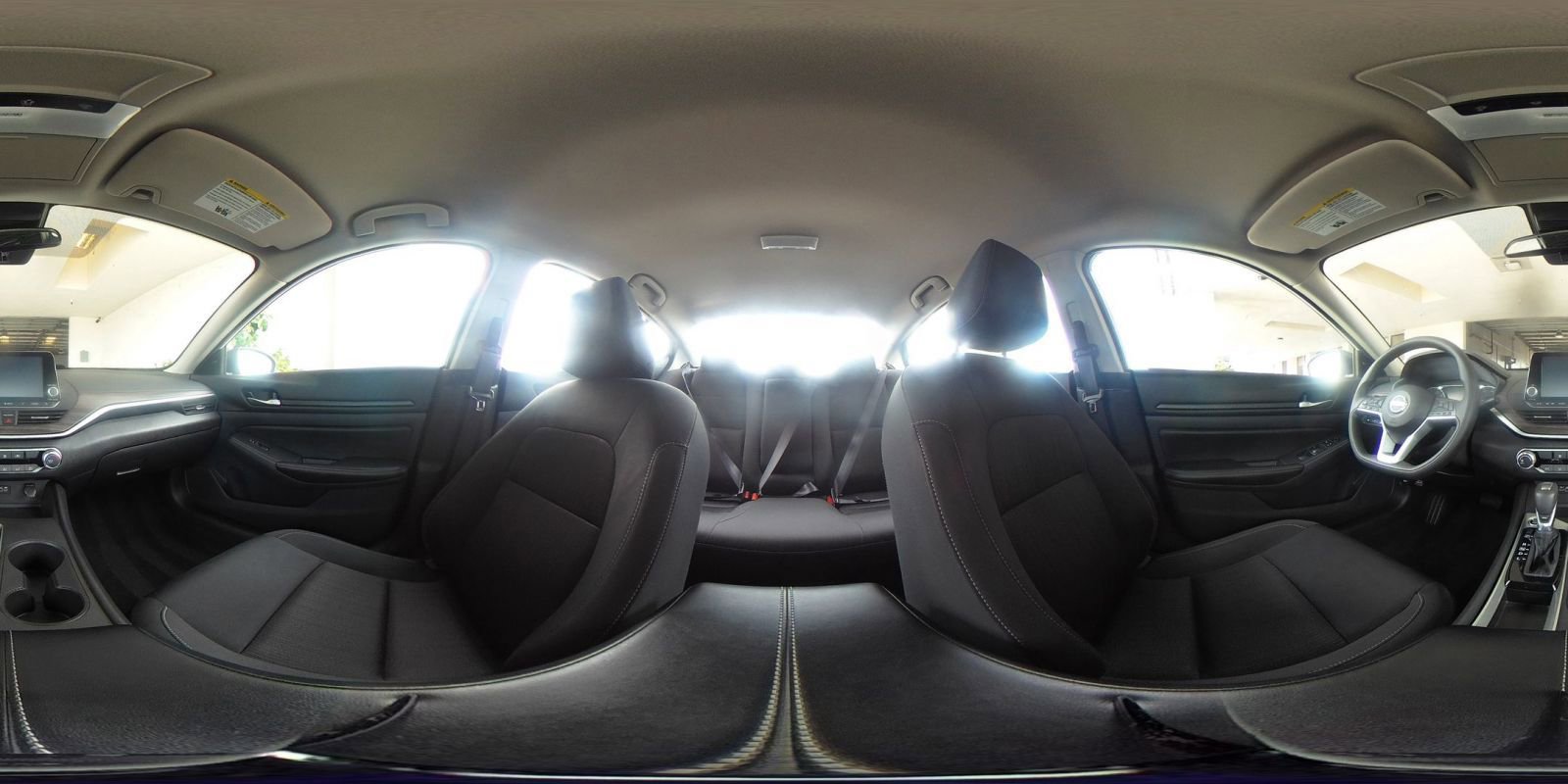 Used 2025 Nissan Altima 2.5 SV FWD image 43