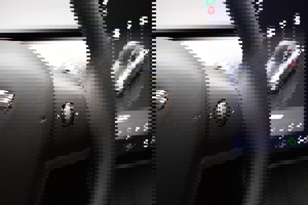 Used 2022 Tesla Model Y Performance image 17