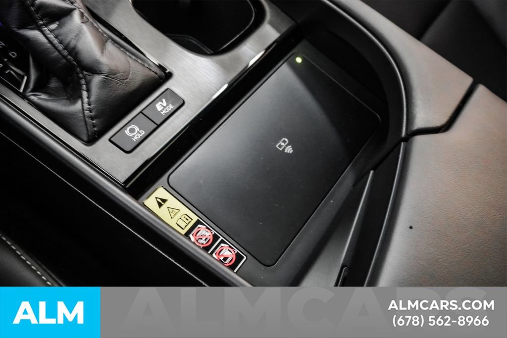 Used 2024 Lexus ES 300h w/ Premium Package image 43