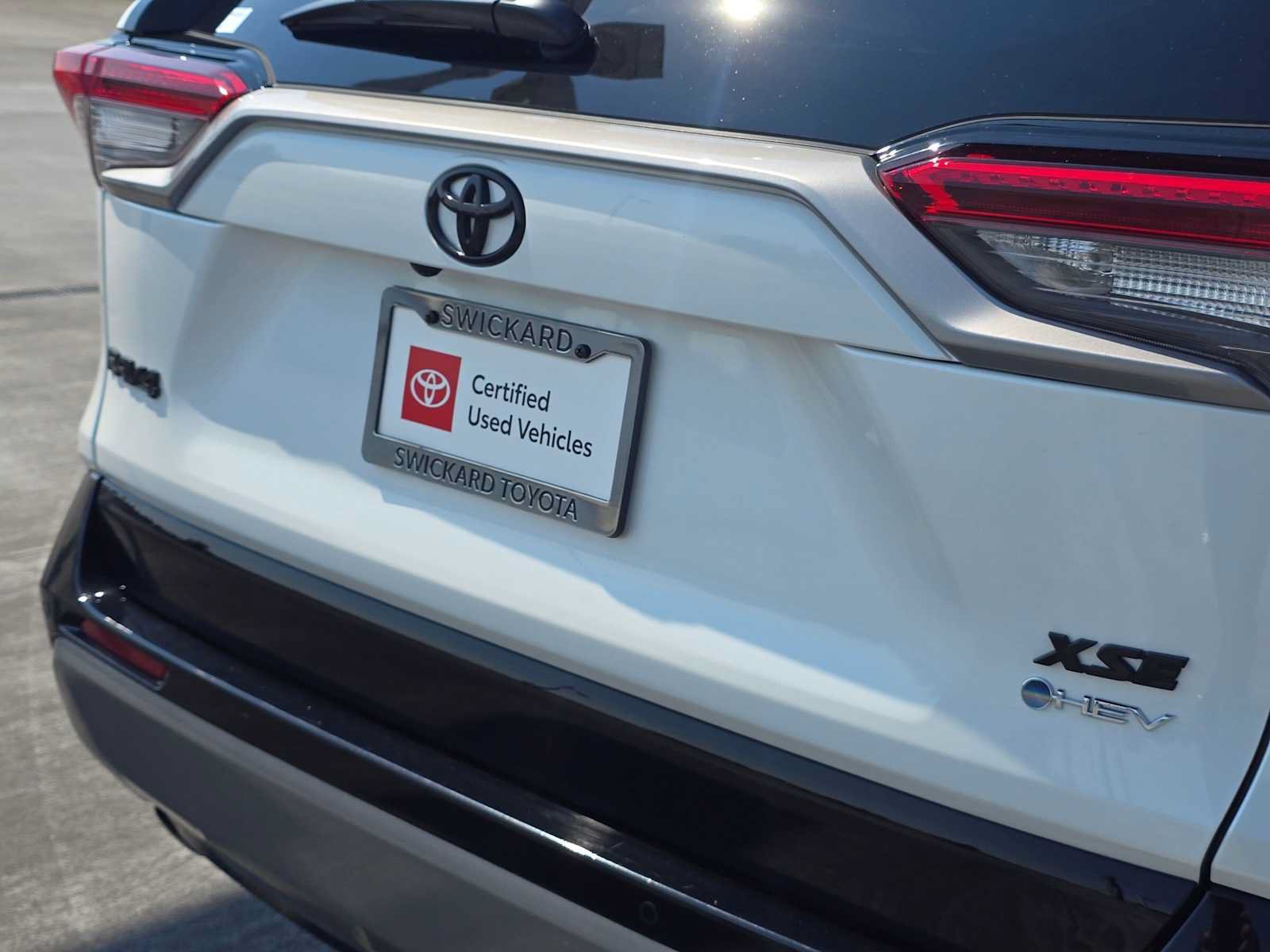 Certified 2025 Toyota RAV4 XSE w/ Advanced Technology Package AWD/4WD image 13