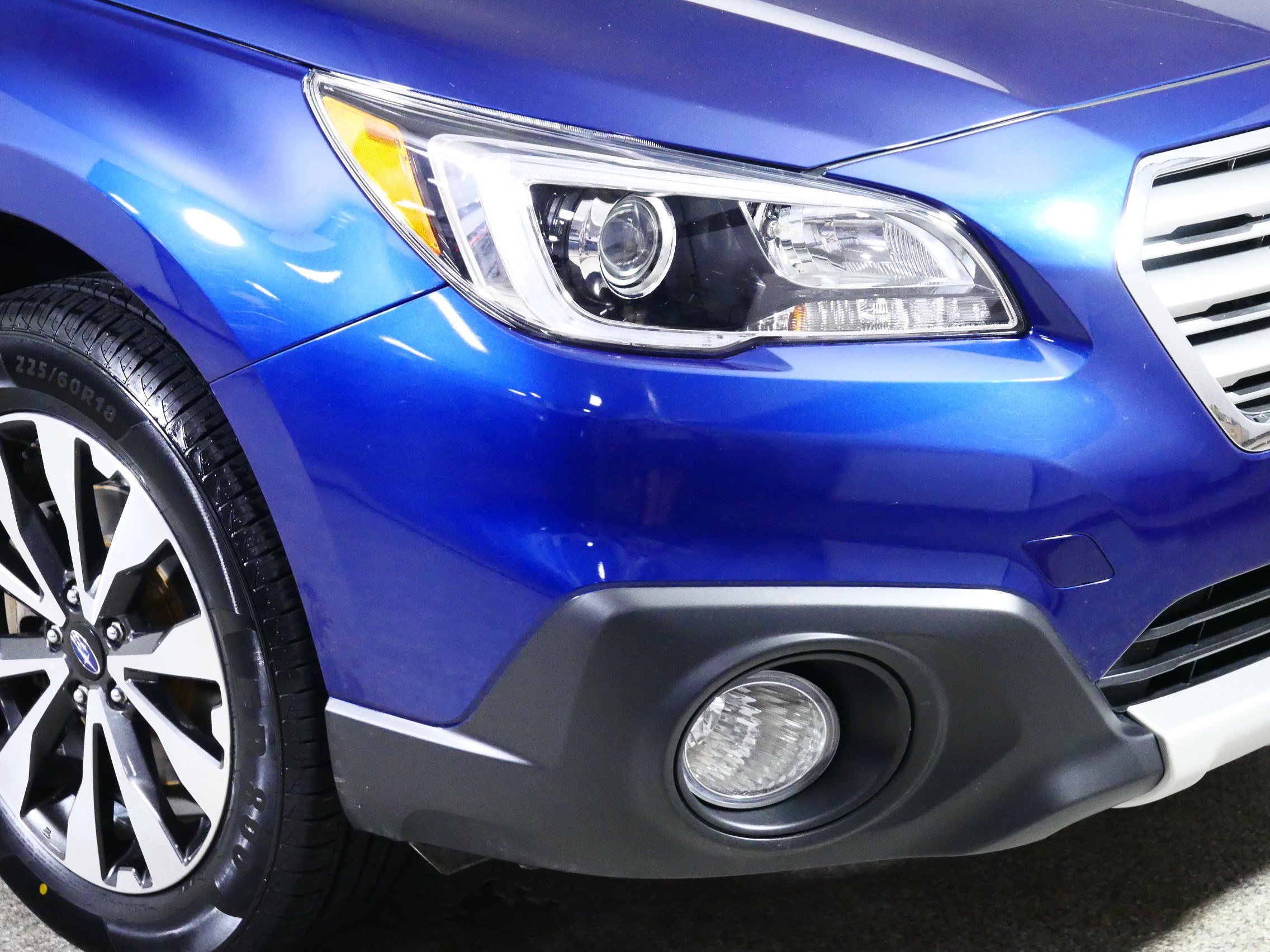 Used 2015 Subaru Outback 2.5i Limited AWD/4WD image 16