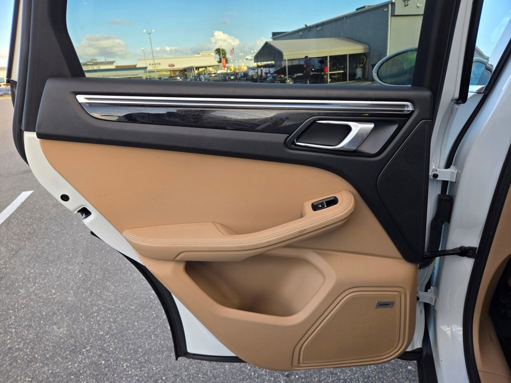 Used 2020 Porsche Macan S image 40