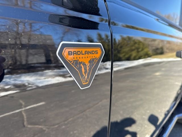 Used 2025 Ford Bronco Badlands image 33
