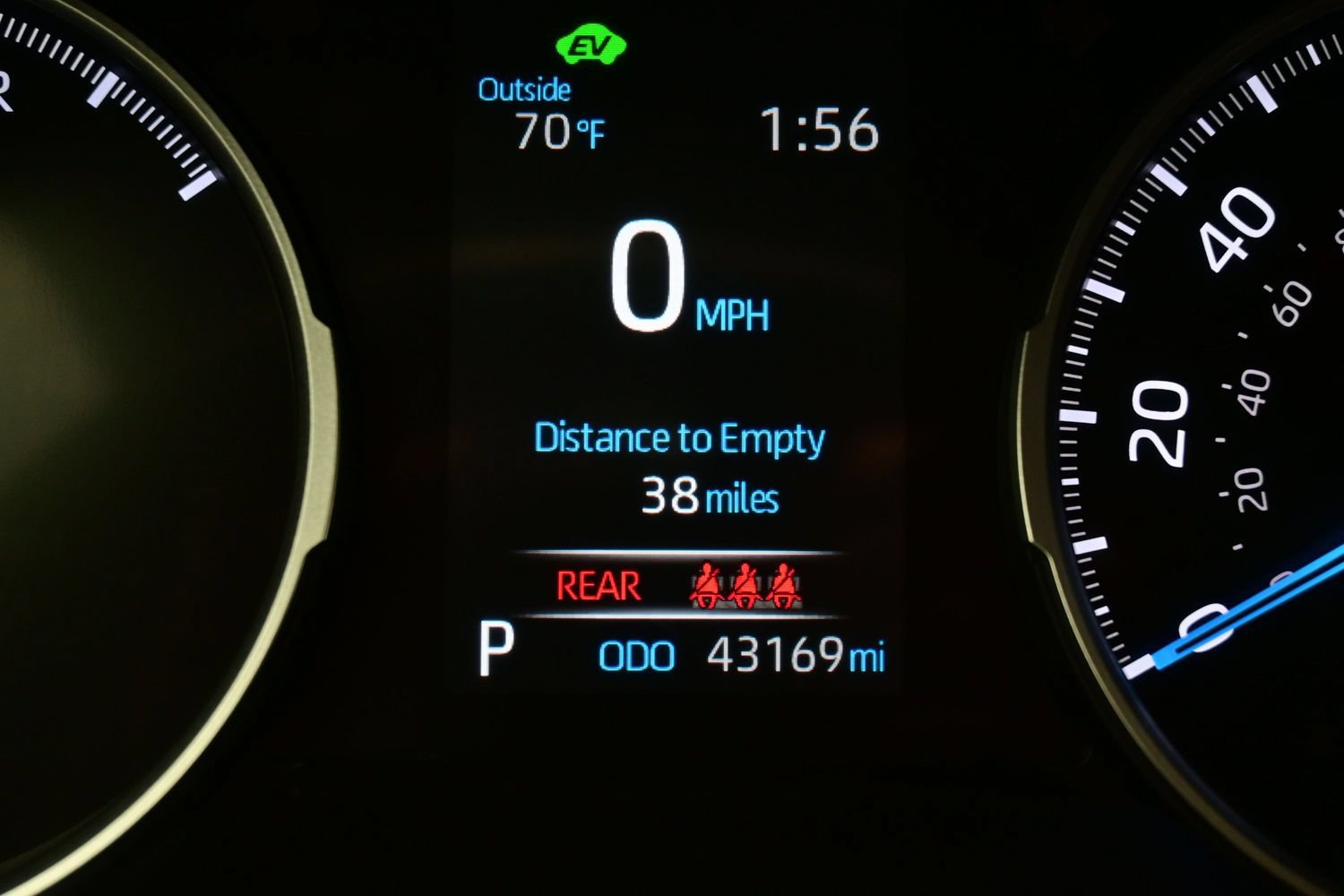 Used 2021 Toyota RAV4 LE AWD/4WD image 23