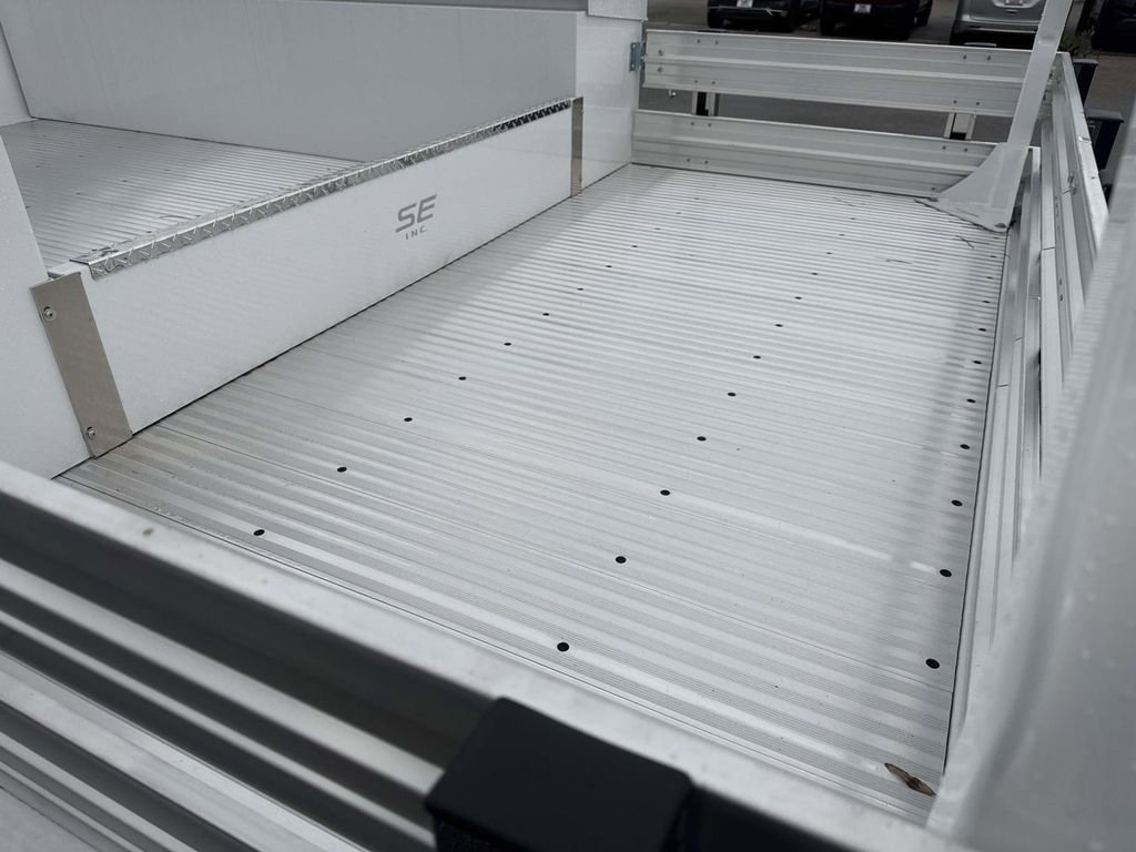 New 2026 Ford F550 2WD Crew Cab Super Duty image 31