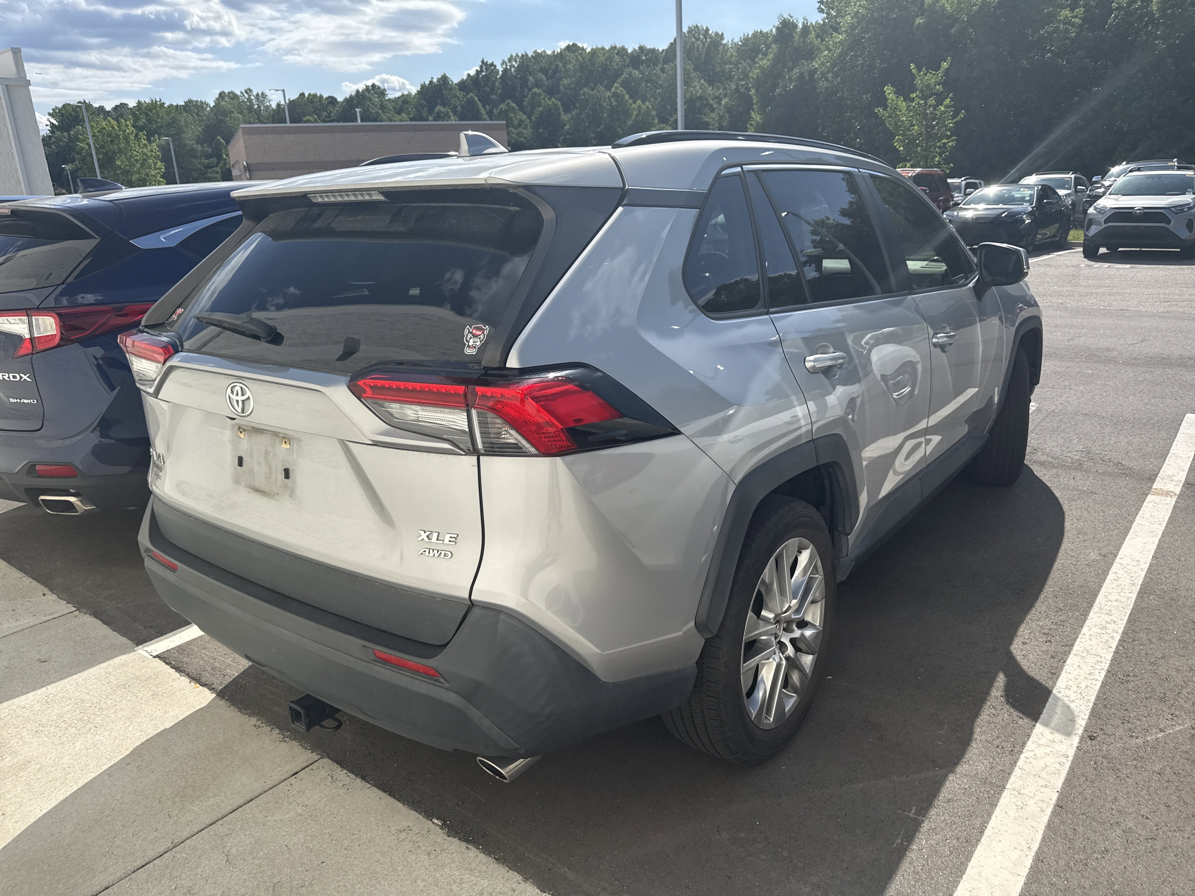 Used 2019 Toyota RAV4 XLE Premium w/ Cold Weather Package AWD/4WD image 42