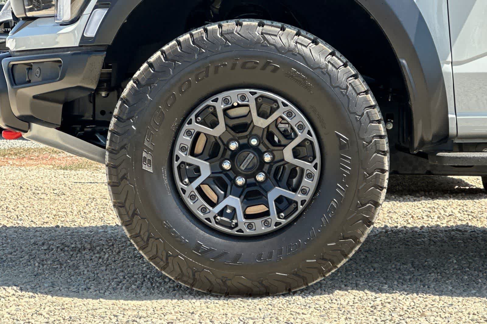 Used 2026 Ford F150 Raptor w/ Equipment Group 803A Raptor R AWD/4WD image 36