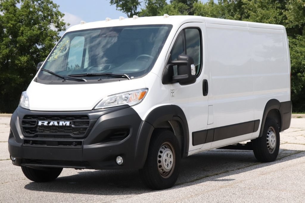 Used 2024 RAM ProMaster 3500 w/ Safety Group FWD image 5