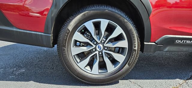Used 2023 Subaru Outback Limited AWD/4WD image 41