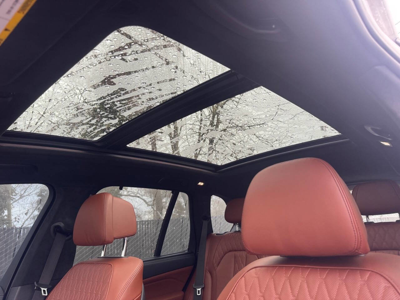 Used 2022 BMW X5 xDrive40i w/ M Sport Package image 9