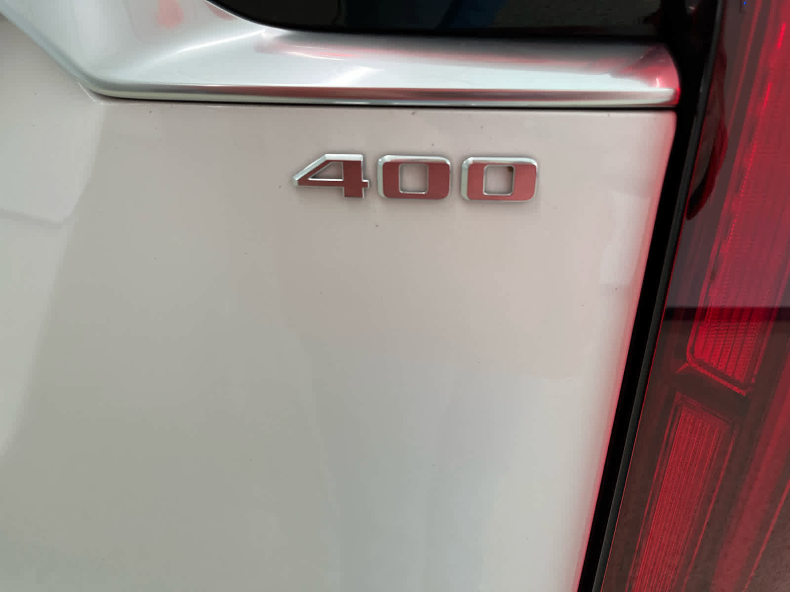 Used 2024 Cadillac XT6 Premium Luxury w/ LPO, Floor Liner Package image 34