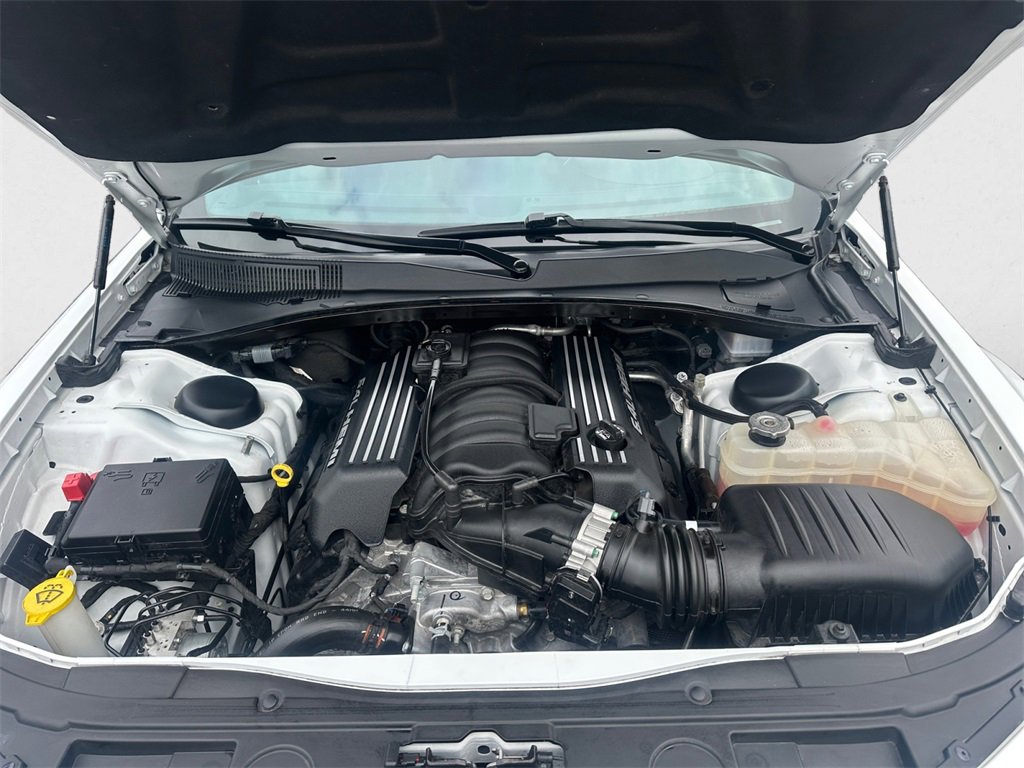 Certified 2023 Chrysler 300 C image 14