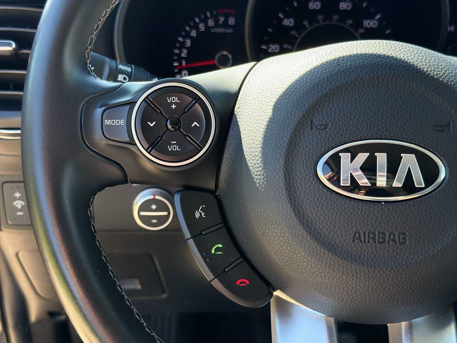 Used 2018 Kia Soul + w/ Audio Package FWD image 20