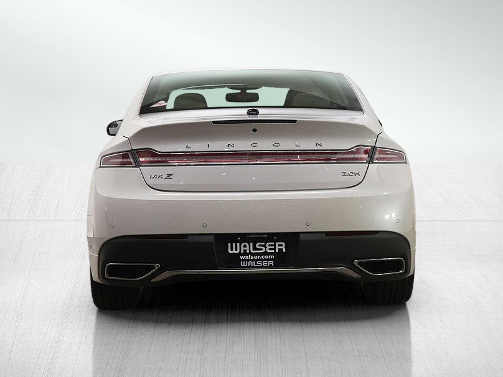 Used 2018 Lincoln MKZ Premiere image 4