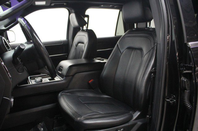 Used 2021 Ford Expedition Limited image 8