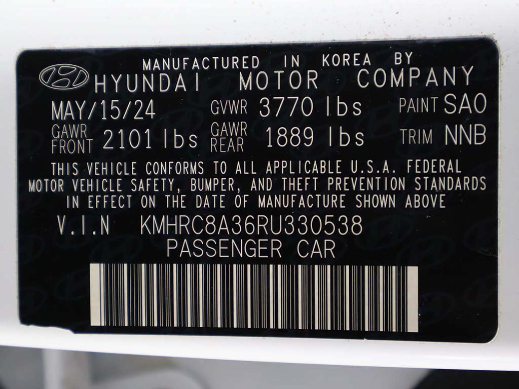 Certified 2024 Hyundai Venue Limited FWD image 39