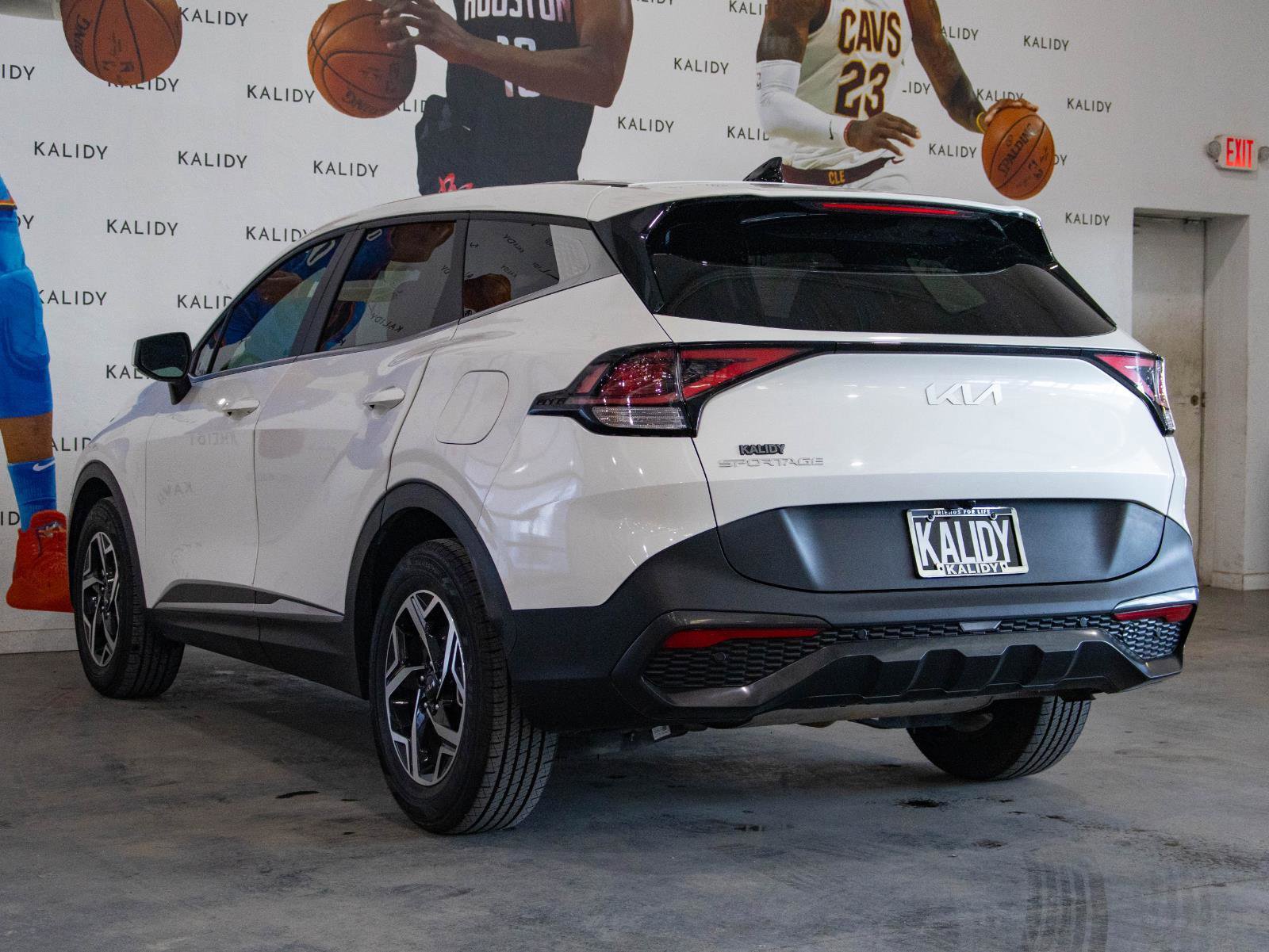 Used 2023 Kia Sportage LX image 21