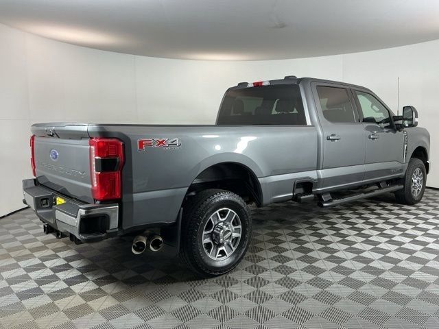 Certified 2025 Ford F350 Lariat w/ FX4 Off-Road Package image 4