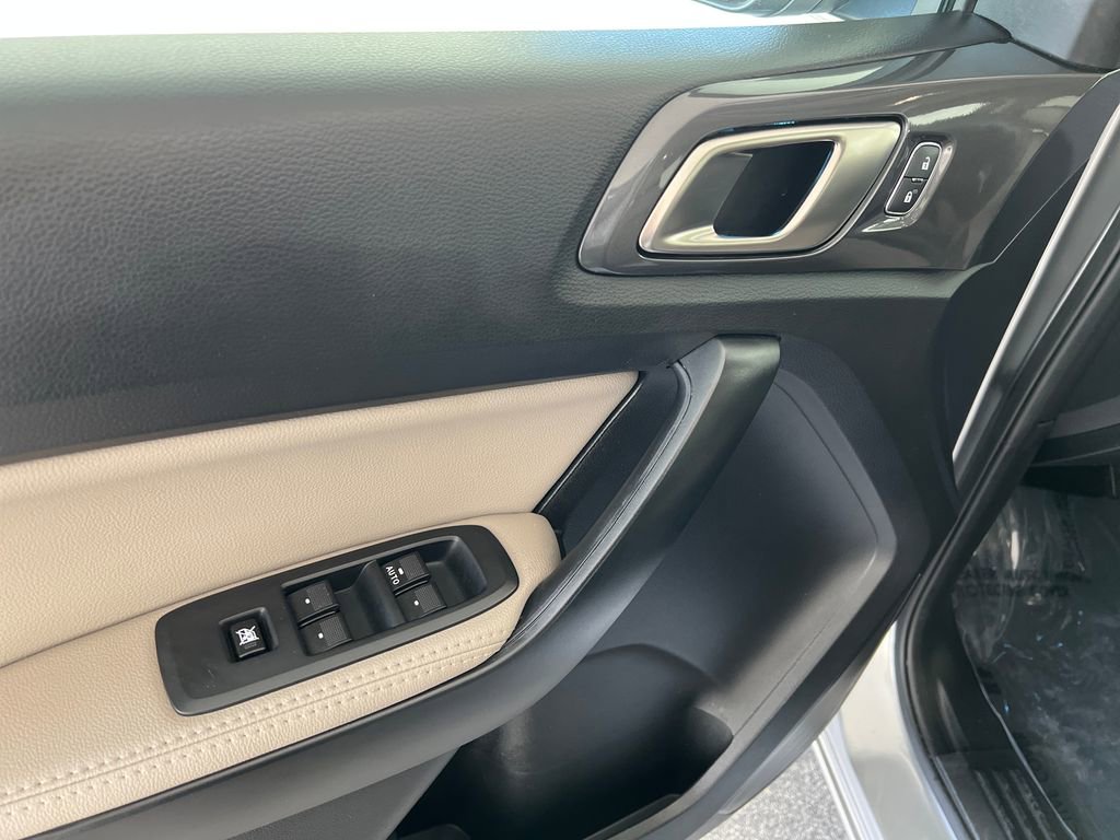 Used 2021 Ford Ranger Lariat w/ Trailer Tow Package image 13