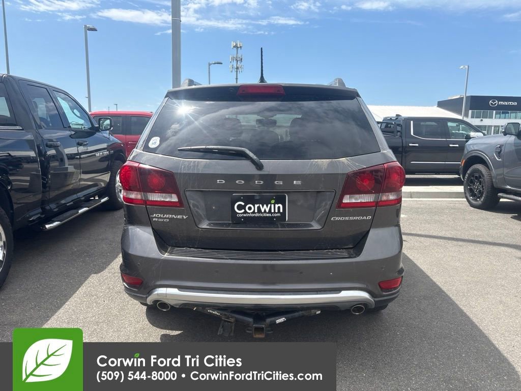 Used 2015 Dodge Journey Crossroad w/ Flexible Seating Group AWD/4WD image 8
