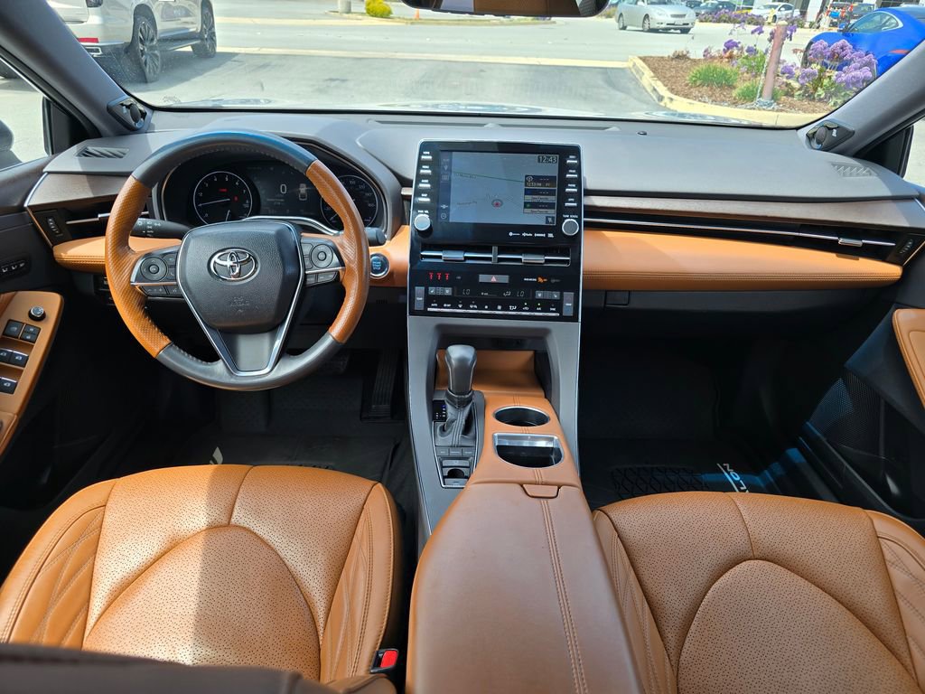 Used 2019 Toyota Avalon Limited w/ Advanced Safety Package FWD image 13
