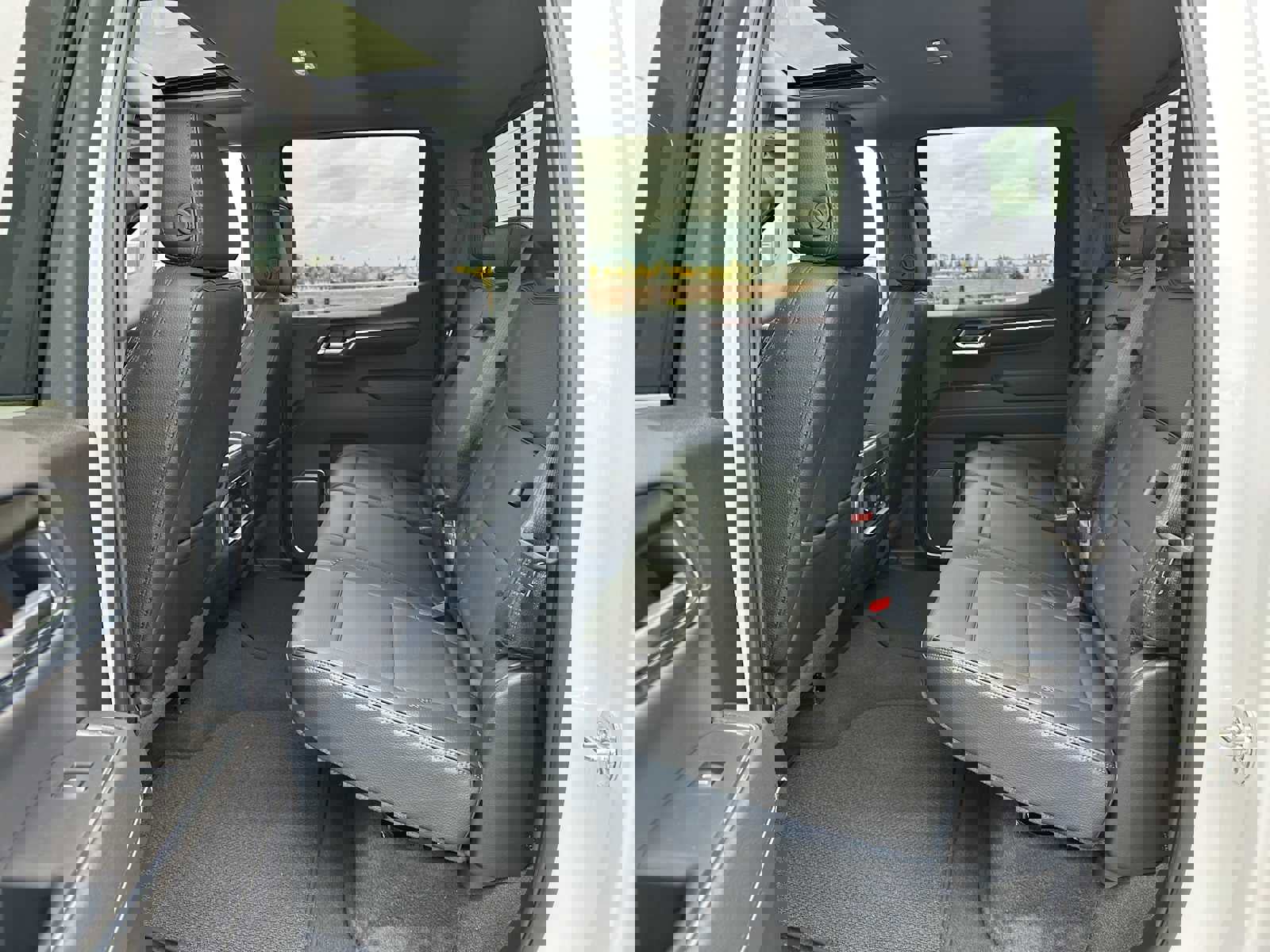 Used 2025 GMC Sierra 1500 Denali w/ Denali Reserve Package image 17