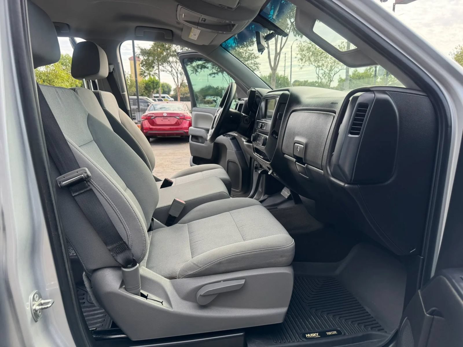 Used 2018 Chevrolet Silverado 1500 Custom w/ Custom Value Package RWD image 13