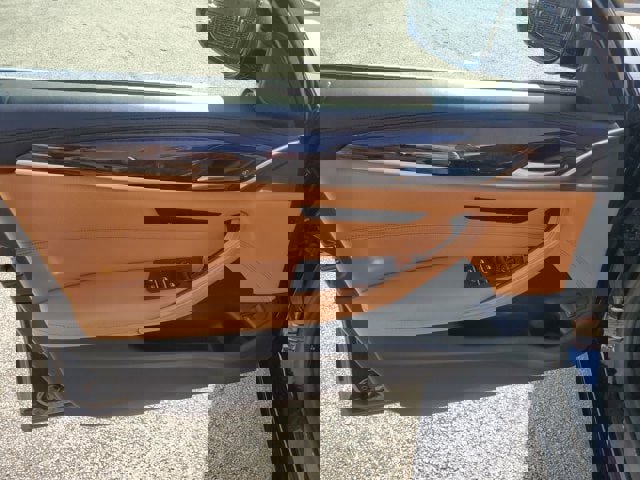 Used 2018 BMW 530i xDrive w/ Premium Package image 23