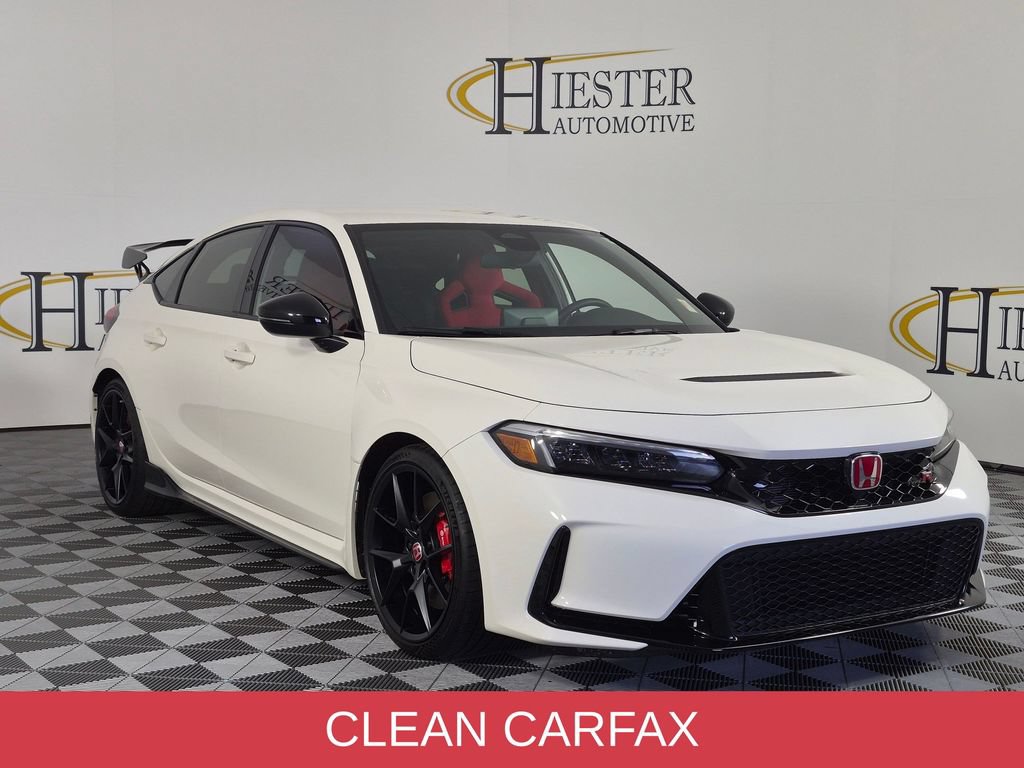Used 2025 Honda Civic Type R image 2