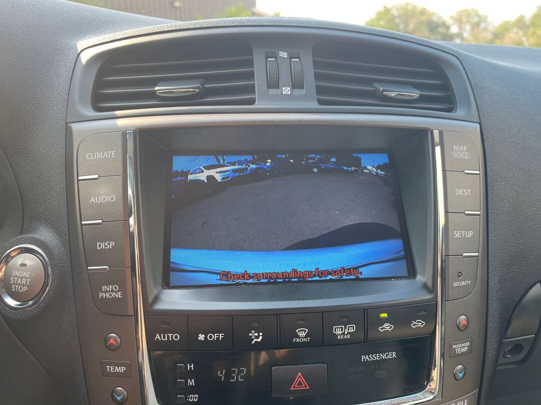 Used 2012 Lexus IS 250C w/ Luxury Pkg RWD image 17