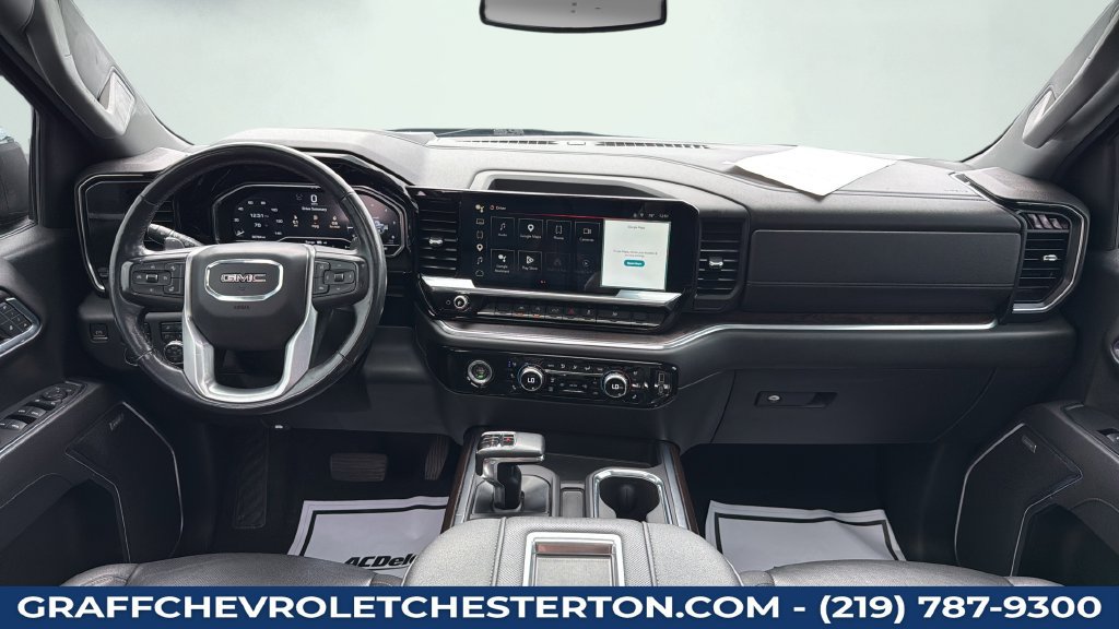 Used 2022 GMC Sierra 1500 SLT w/ SLT Convenience Package AWD/4WD image 17