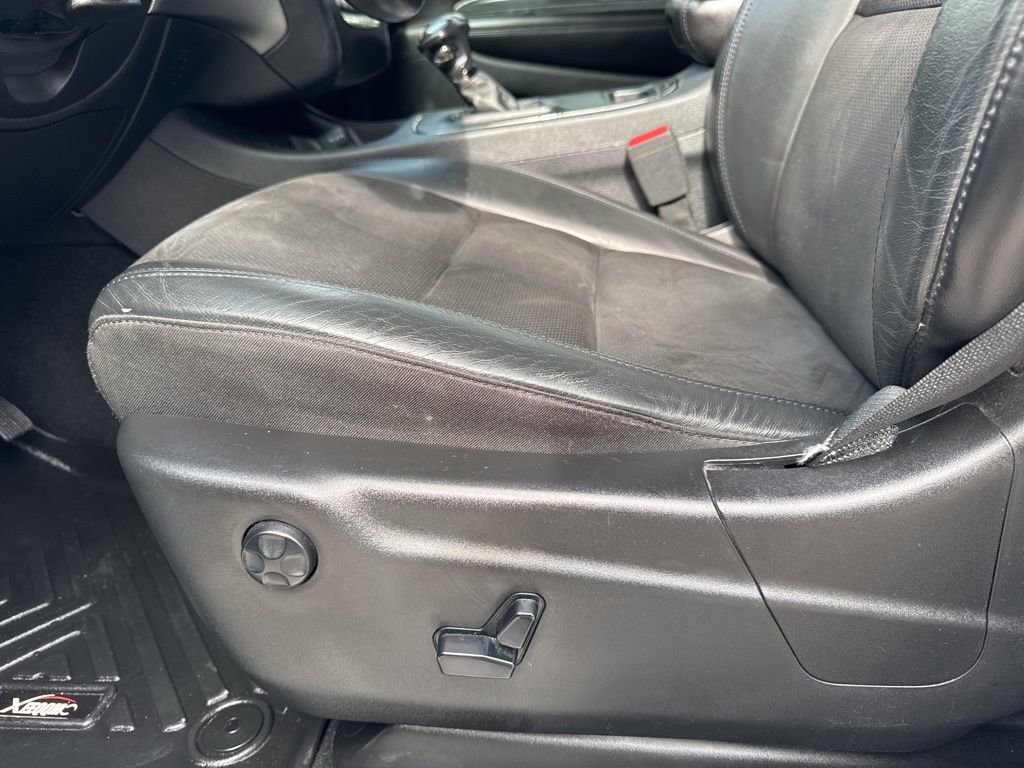 Used 2019 Dodge Durango GT image 28