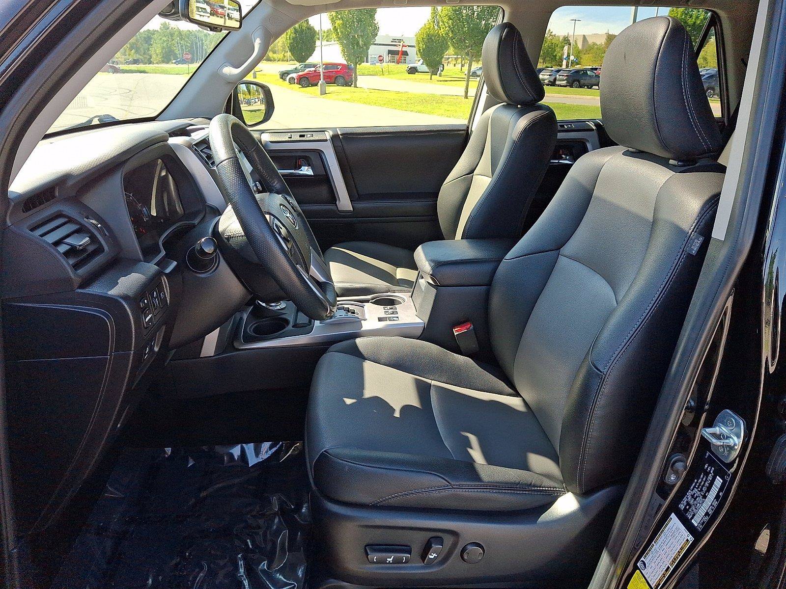 Used 2024 Toyota 4Runner SR5 Premium w/ Moonroof Package AWD/4WD image 15