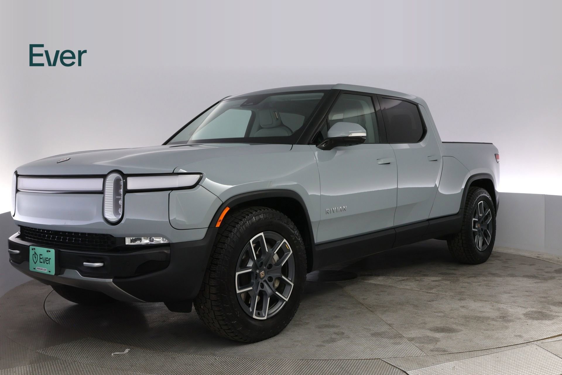 Used 2023 Rivian R1T Adventure image 2