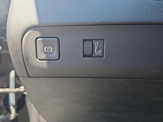 Used 2023 Buick Enclave Essence w/ Experience Buick Package FWD image 33