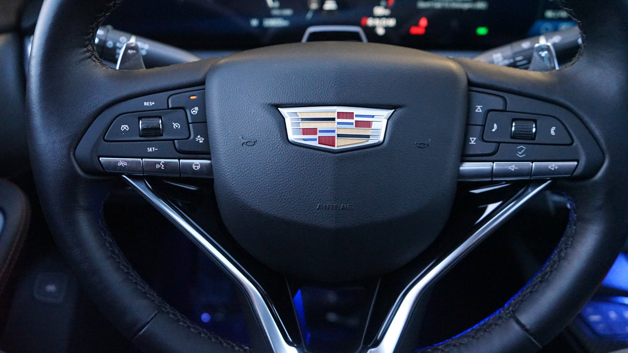 Used 2025 Cadillac CT5 Sport image 19