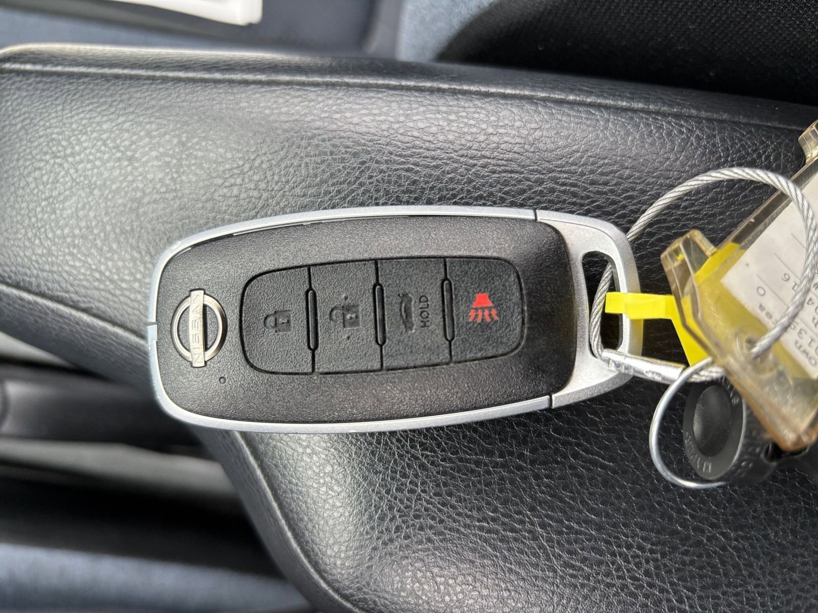 Used 2025 Nissan Versa SV FWD image 21