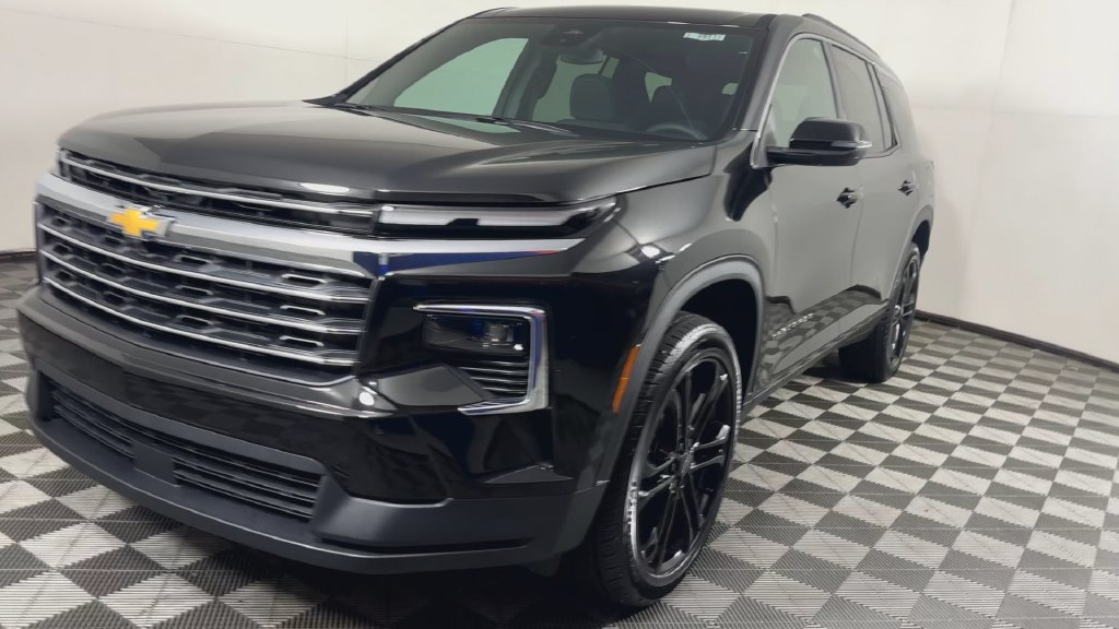 New 2027 Chevrolet Traverse LT AWD/4WD image 5