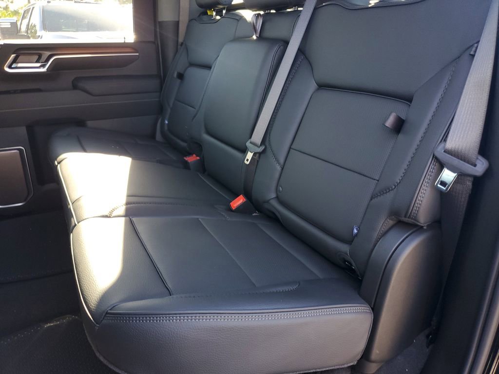 New 2026 GMC Sierra 2500 Denali w/ Denali Reserve Package image 9