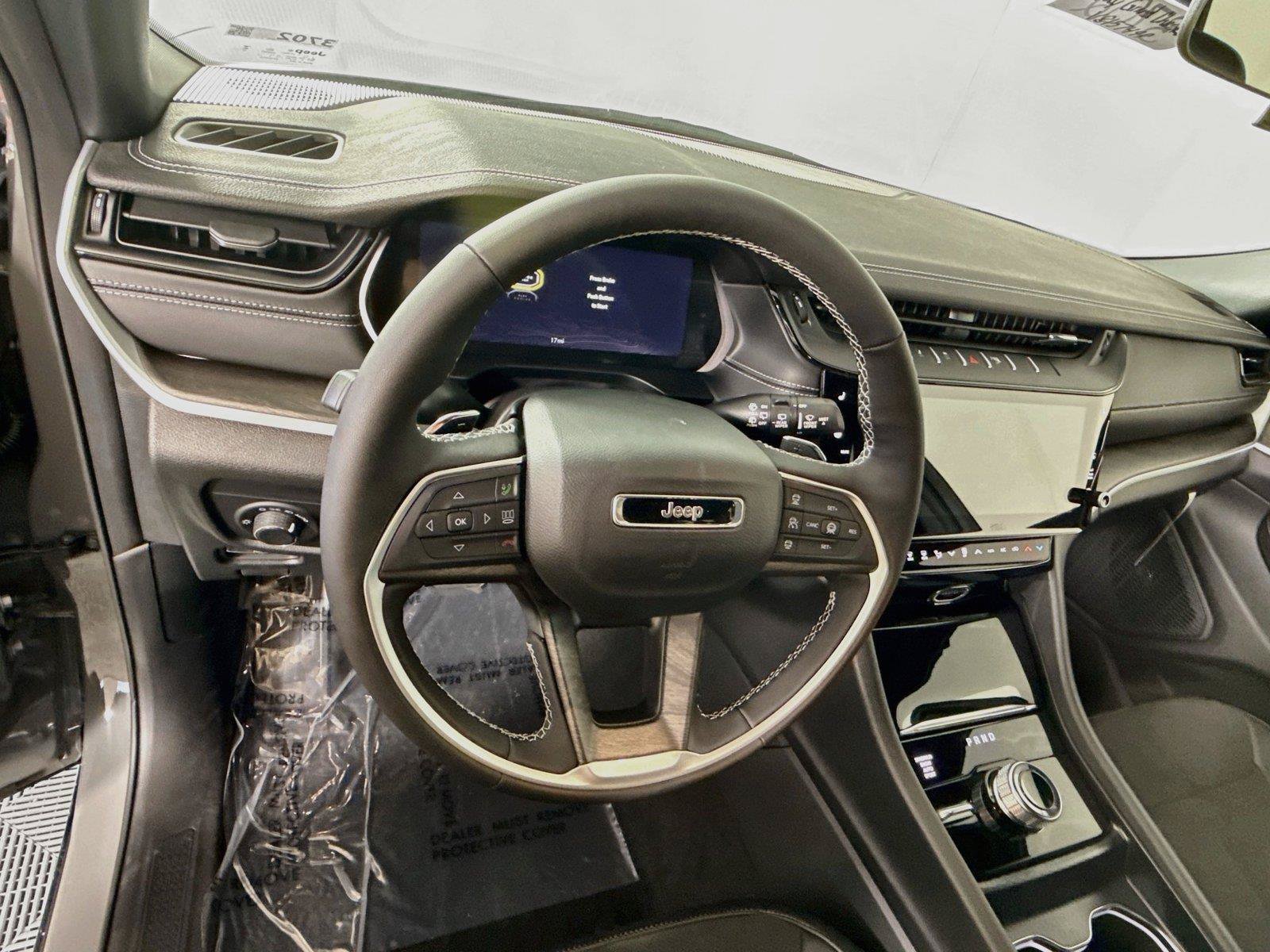 New 2027 Jeep Grand Cherokee Altitude AWD/4WD image 5