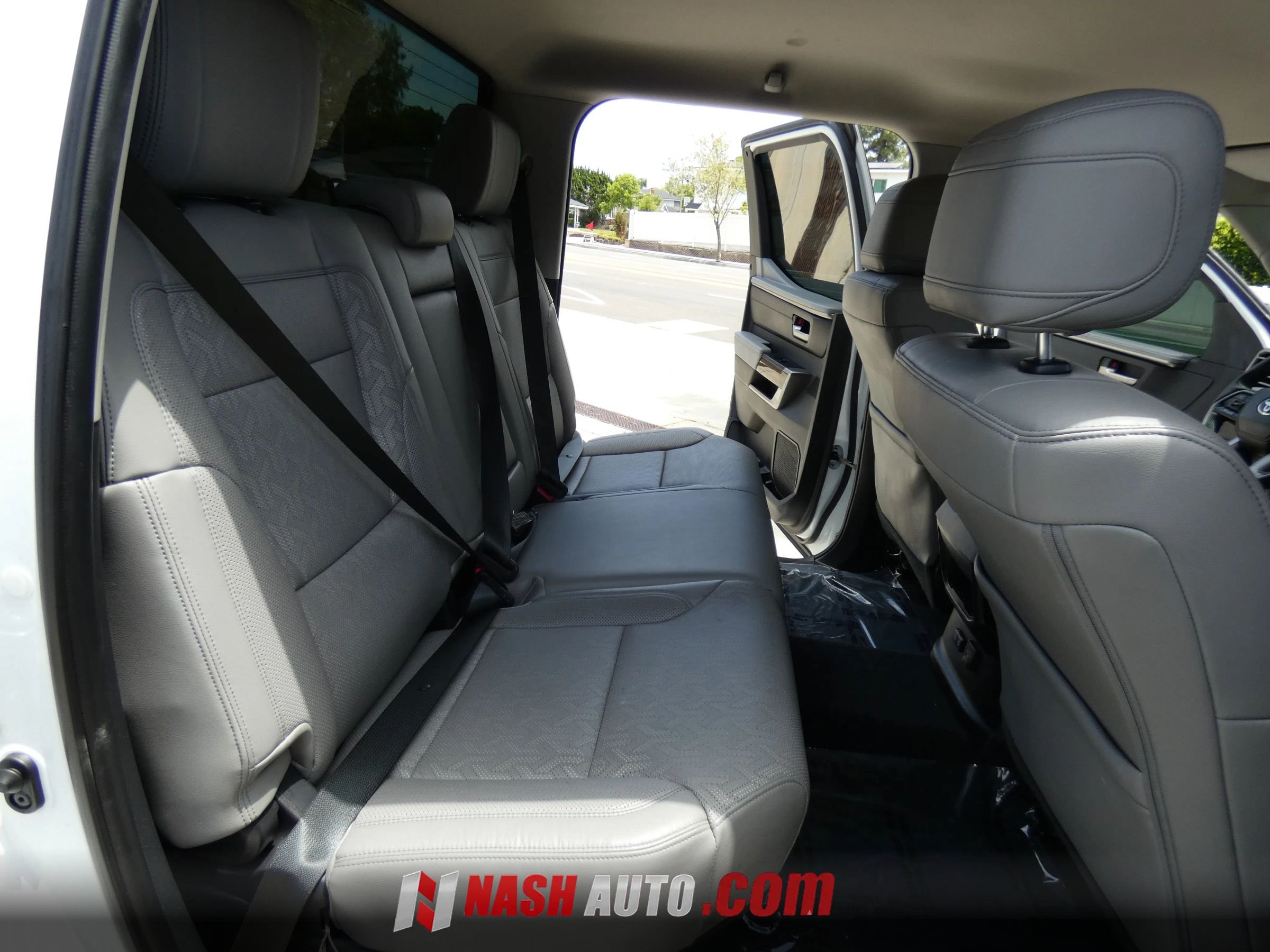 Used 2024 Toyota Tundra Limited w/ TRD Off-Road Package AWD/4WD image 42