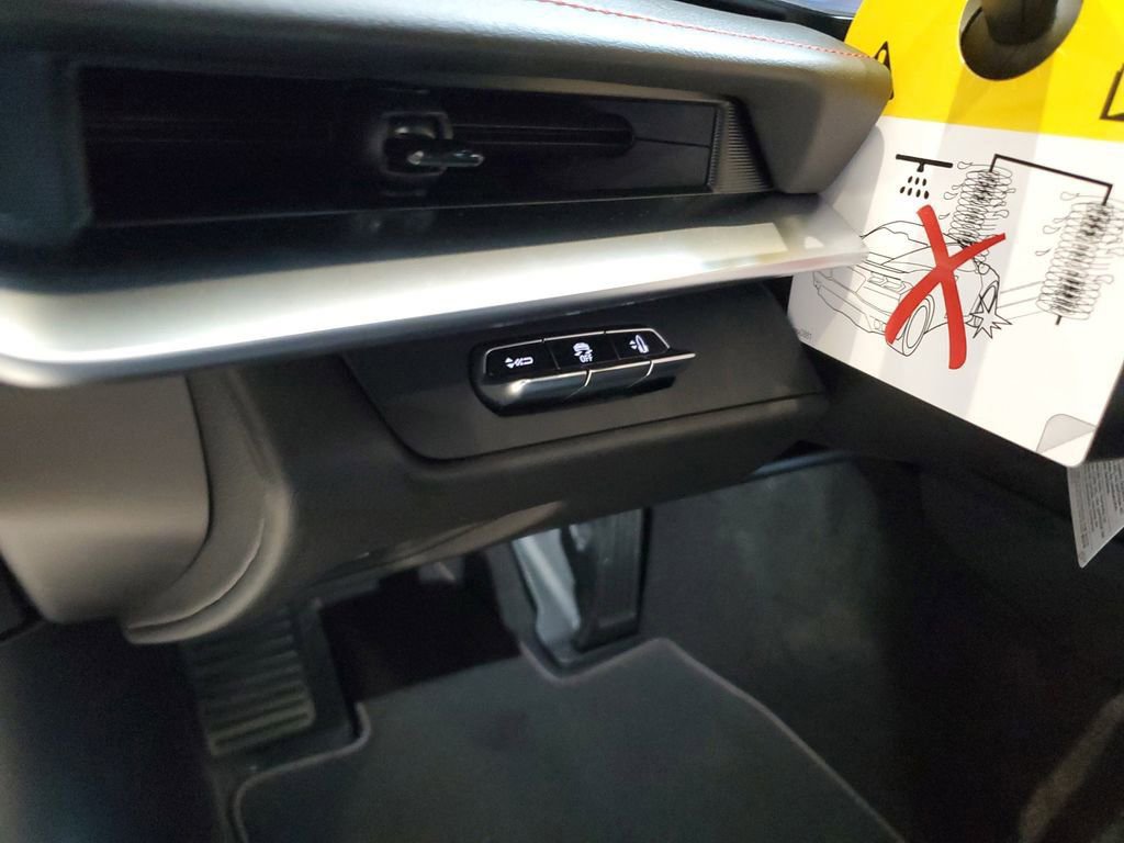 New 2026 Chevrolet Corvette Z06 image 18